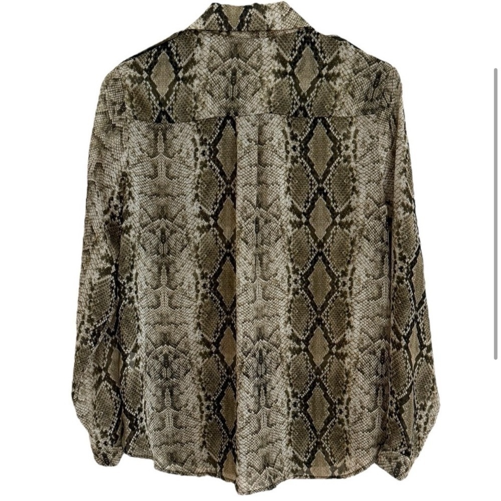 JEFF GALLANO PARIS CRISTAL
SNAKE PRINT BUTTON DOWN TOP
SHIRT 2 / US SZ M - Picture 4 of 5